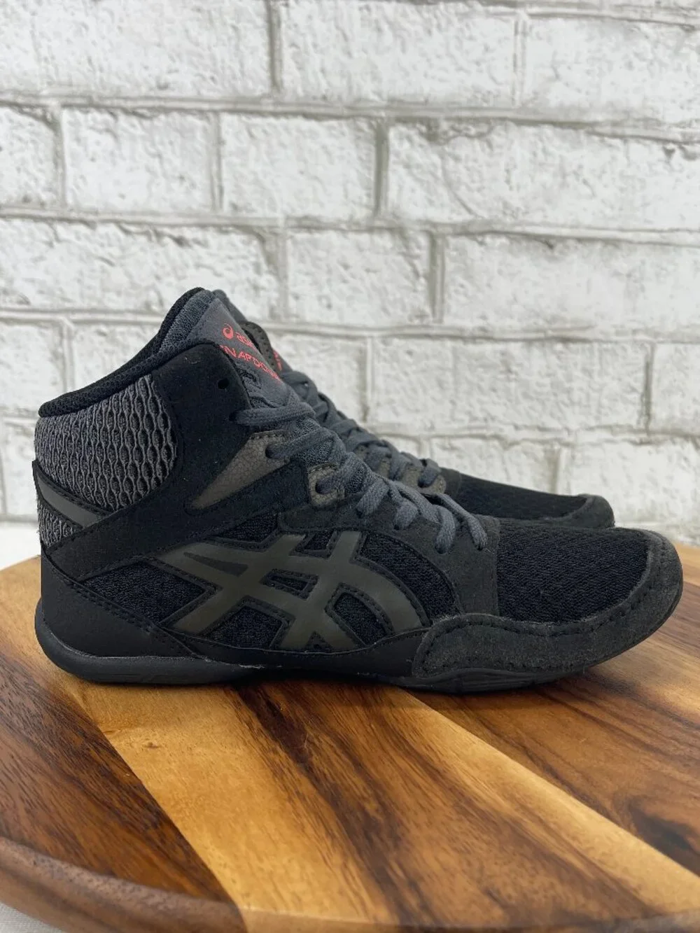 Asics Snapdown 3 Grade School 1084A009 Youth 3.5 Black Gunmetal Wrestling Shoes